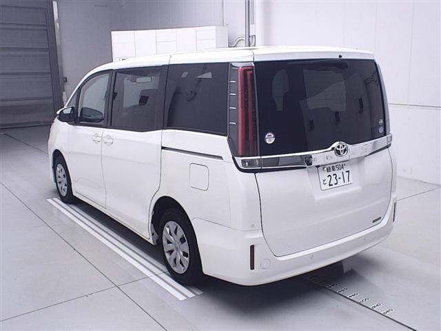
Best Selling – Toyota Noah X – ZRR80G – CJ10022 full									