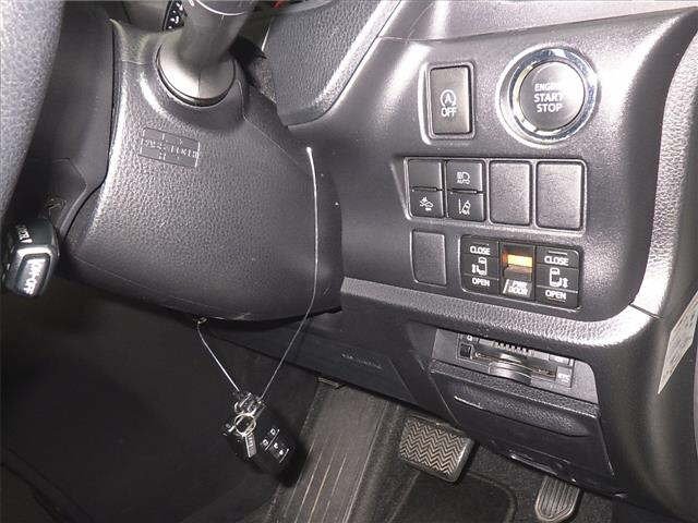 
Best Selling – Toyota Noah X – ZRR80G – CJ10022 full									