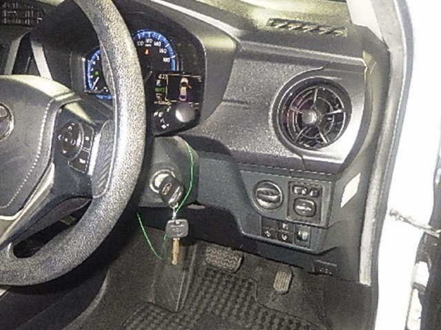 
Toyota Corolla Axio Hybrid– NKE165 – CJ10023 full									